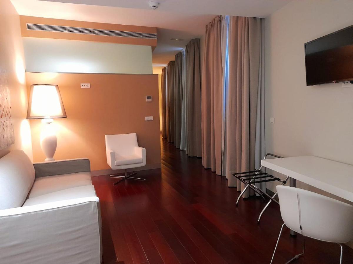 Hotel Ceres Lerma Bagian luar foto