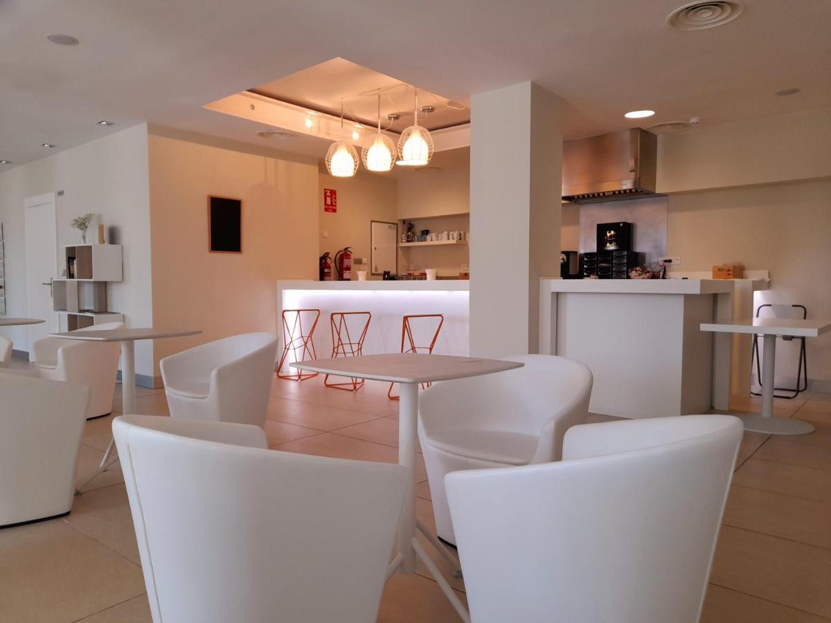 Hotel Ceres Lerma Bagian luar foto