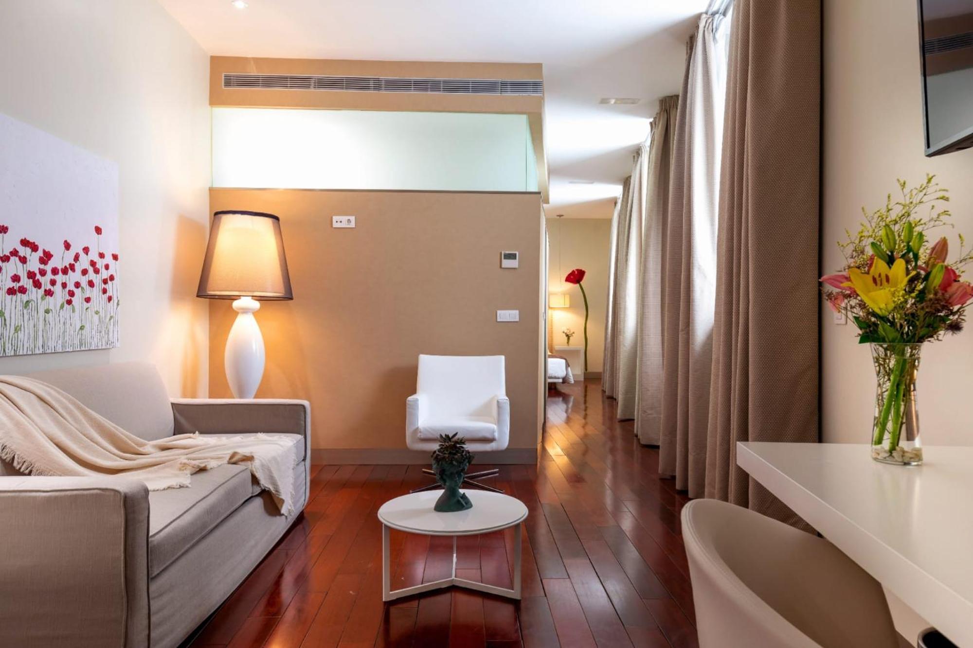 Hotel Ceres Lerma Bagian luar foto